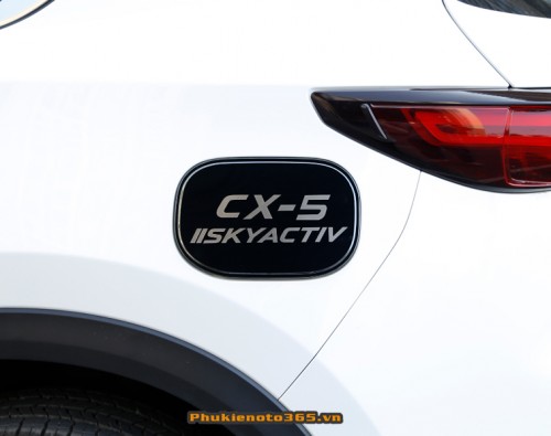 Ốp nắp bình xăng xe Mazda CX-5 2018